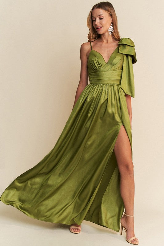 GREEN BOW SHOULDER GOWN